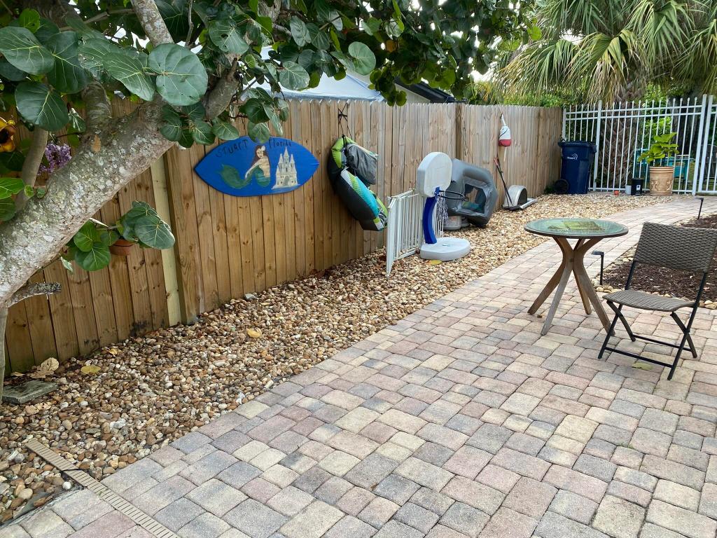 KRUEGER ESTATES - Residential