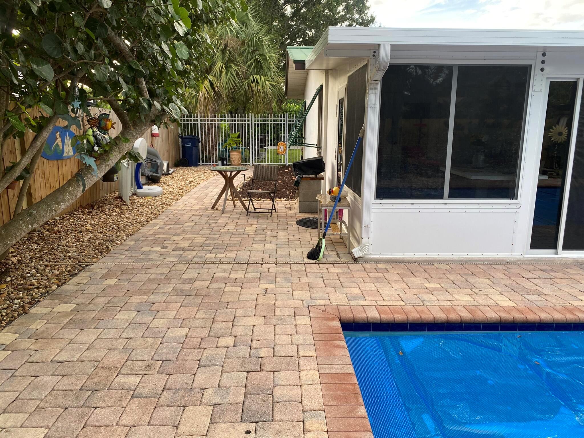 KRUEGER ESTATES - Residential