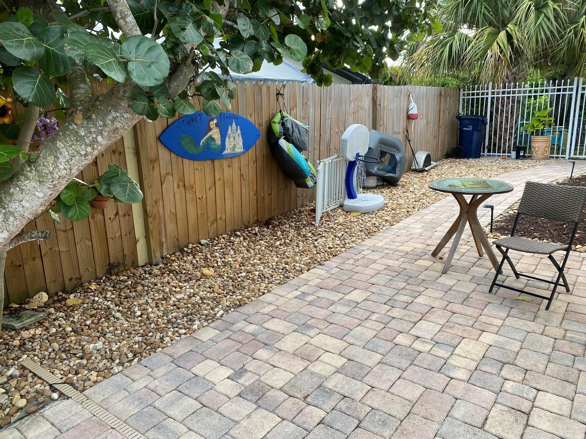 KRUEGER ESTATES - Residential