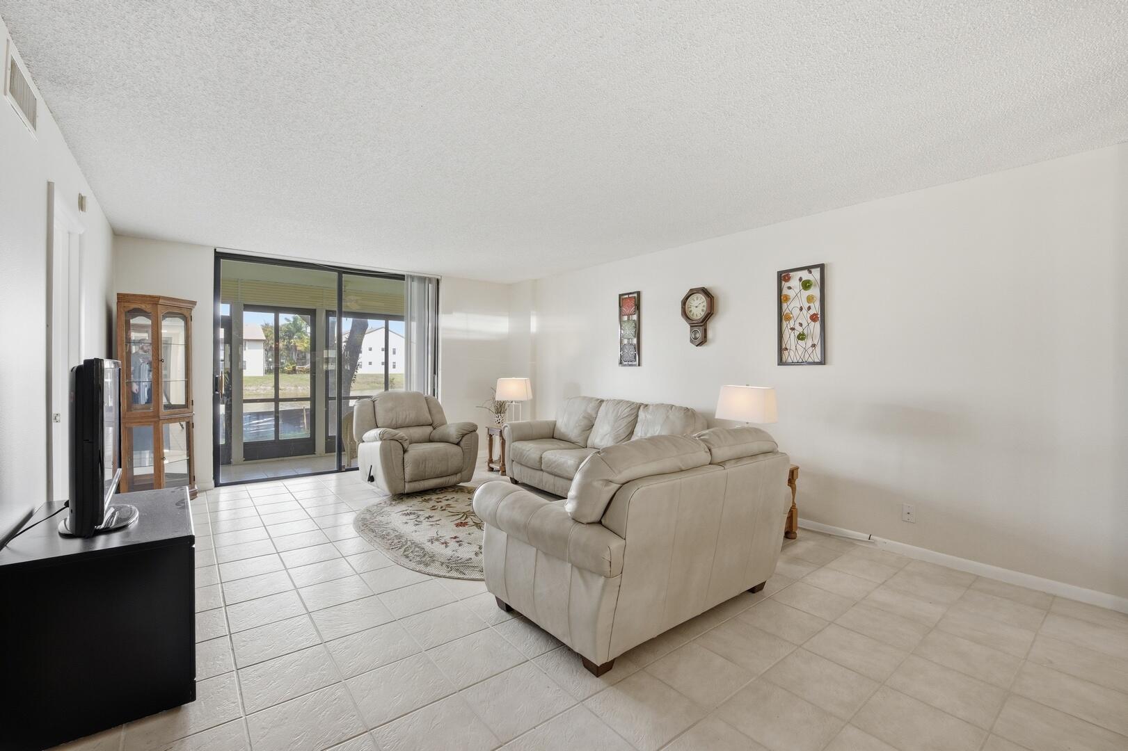 FAIRWAY CLUB CONDO - Residential