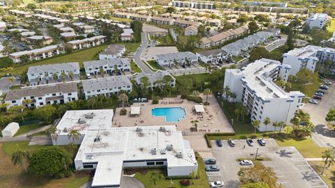 Tiny photo for 4725 Lucerne Lakes Blvd Boulevard E #110, Lake Worth, FL 33467 (MLS # B26001451)