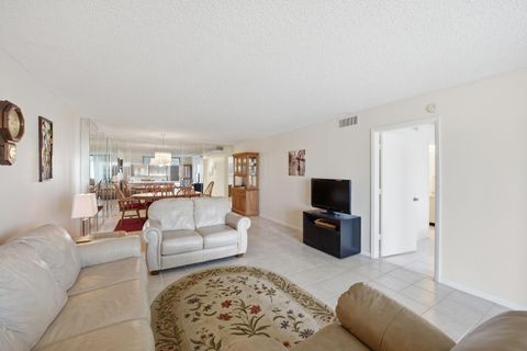Tiny photo for 4725 Lucerne Lakes Blvd Boulevard E #110, Lake Worth, FL 33467 (MLS # B26001451)