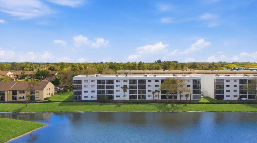 Photo of 4725 E Lucerne Lakes Blvd #110, Lake Worth, FL 33467 (MLS # B26001451)