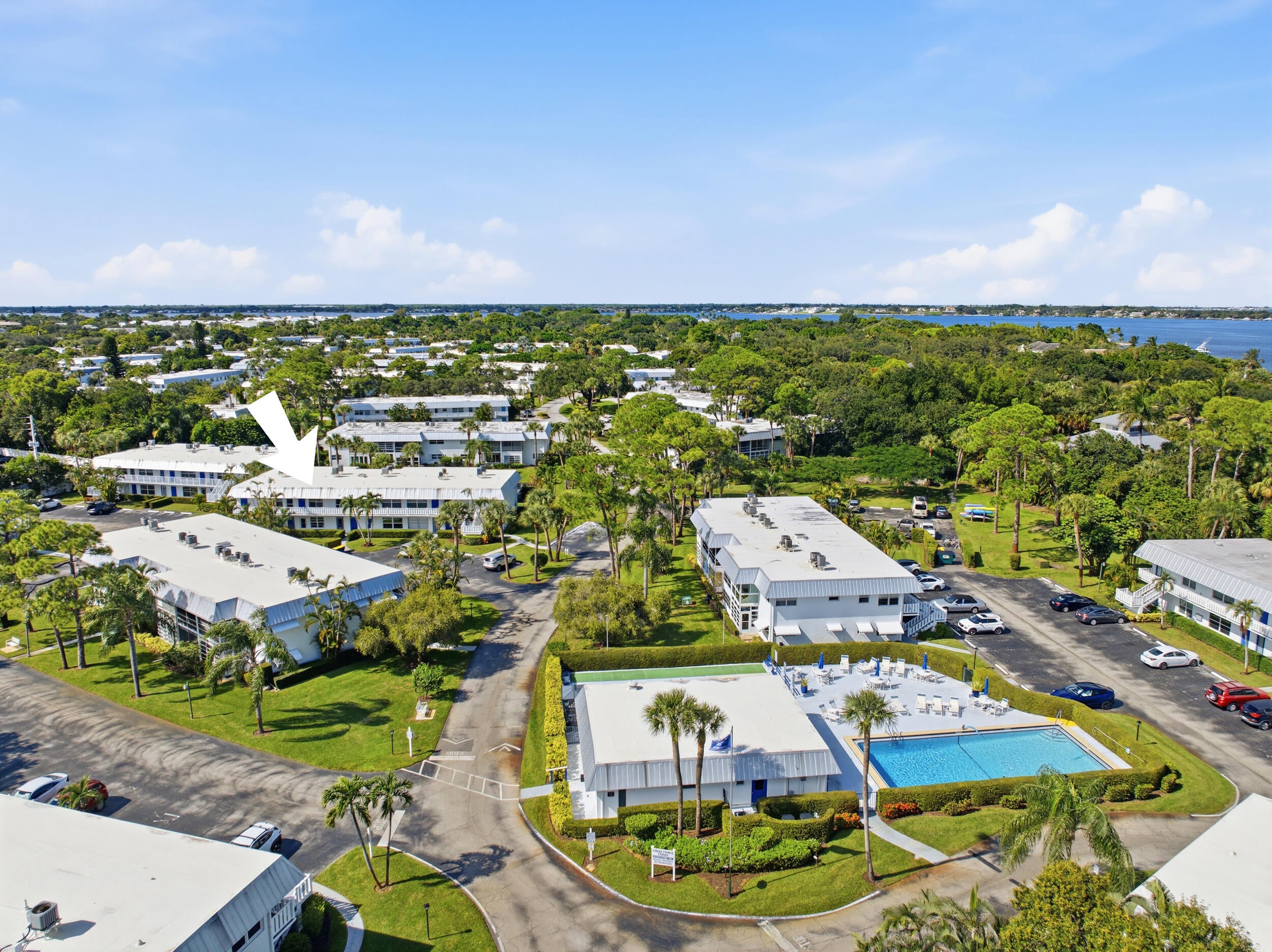 2929 SE OCEAN Boulevard K9