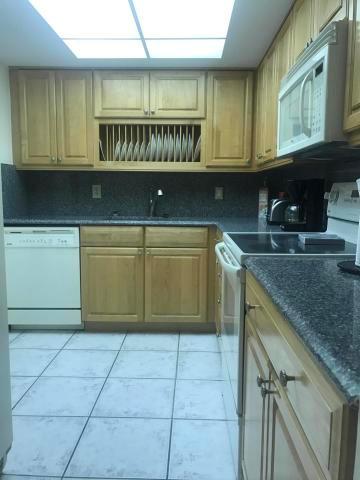 TWELVE OAKS CONDO - Residential Lease