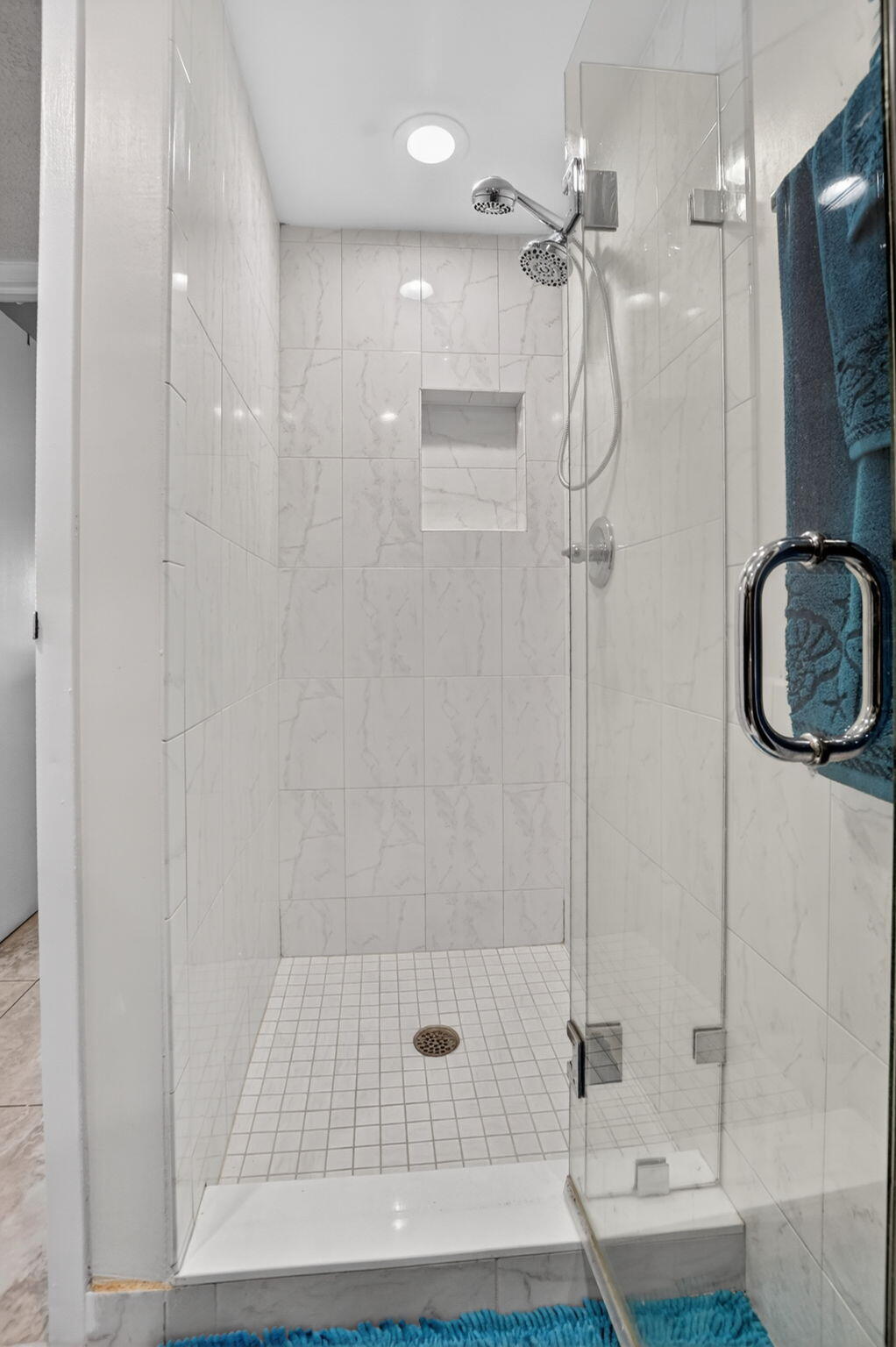 KINGS POINT MONACO CONDOS - Residential