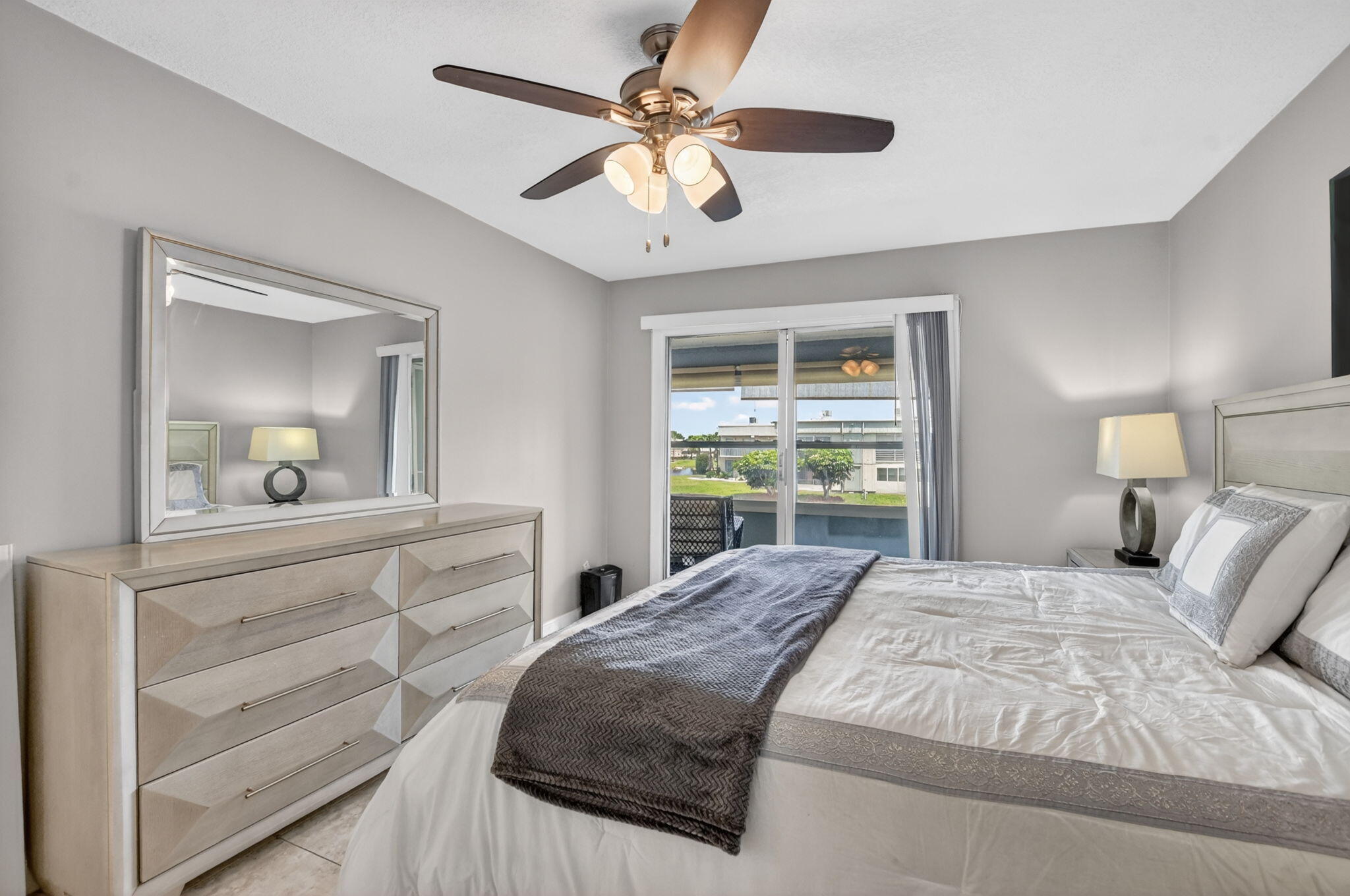 KINGS POINT MONACO CONDOS - Residential