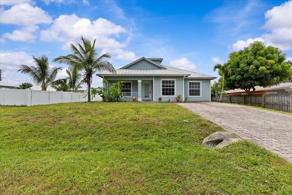 Photo of 3164 SE Orange Tree Place, Stuart, FL 34997 (MLS # R11114435)