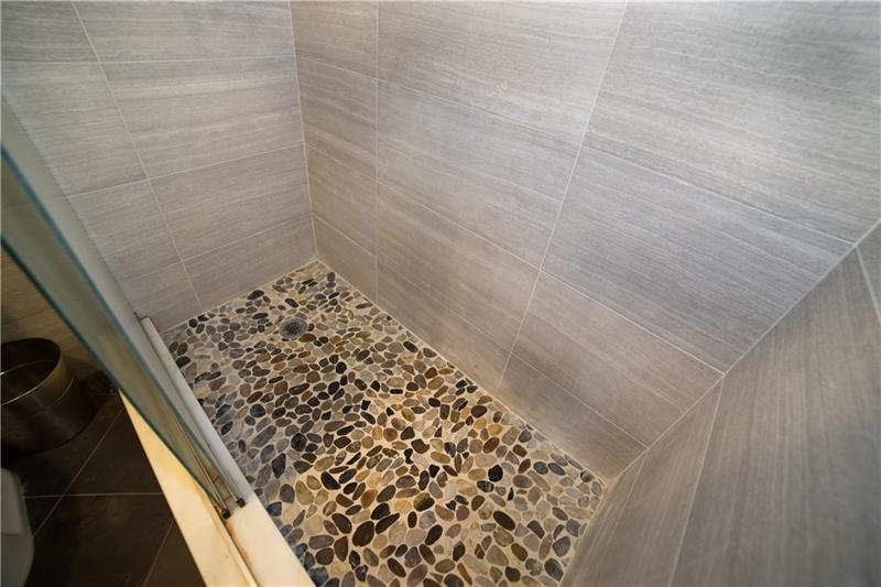 Embarcadero Condo - Residential Lease