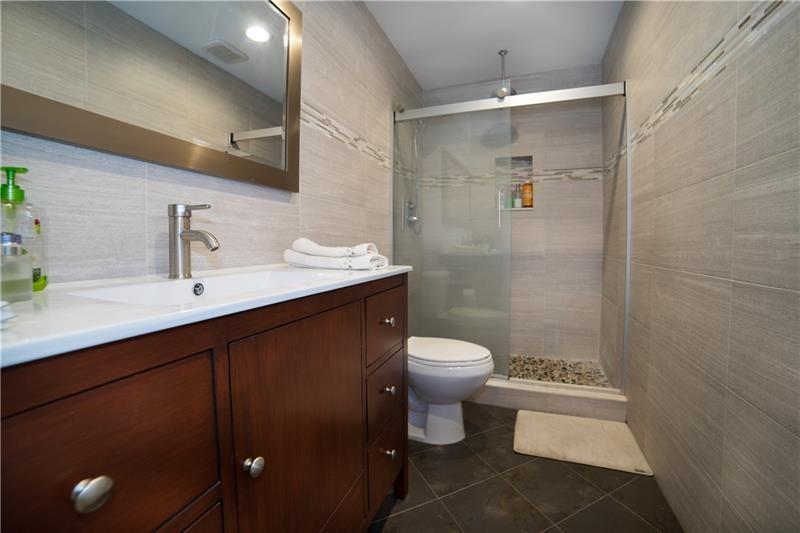 Embarcadero Condo - Residential Lease