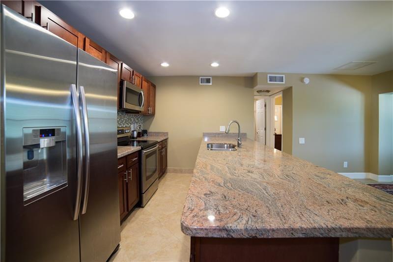 Embarcadero Condo - Residential Lease