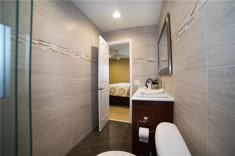 Embarcadero Condo - Residential Lease