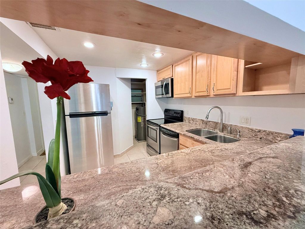 Photo of 5300 NE 24th Terrace #216c, Fort Lauderdale, FL 33308 (MLS # F10490634)