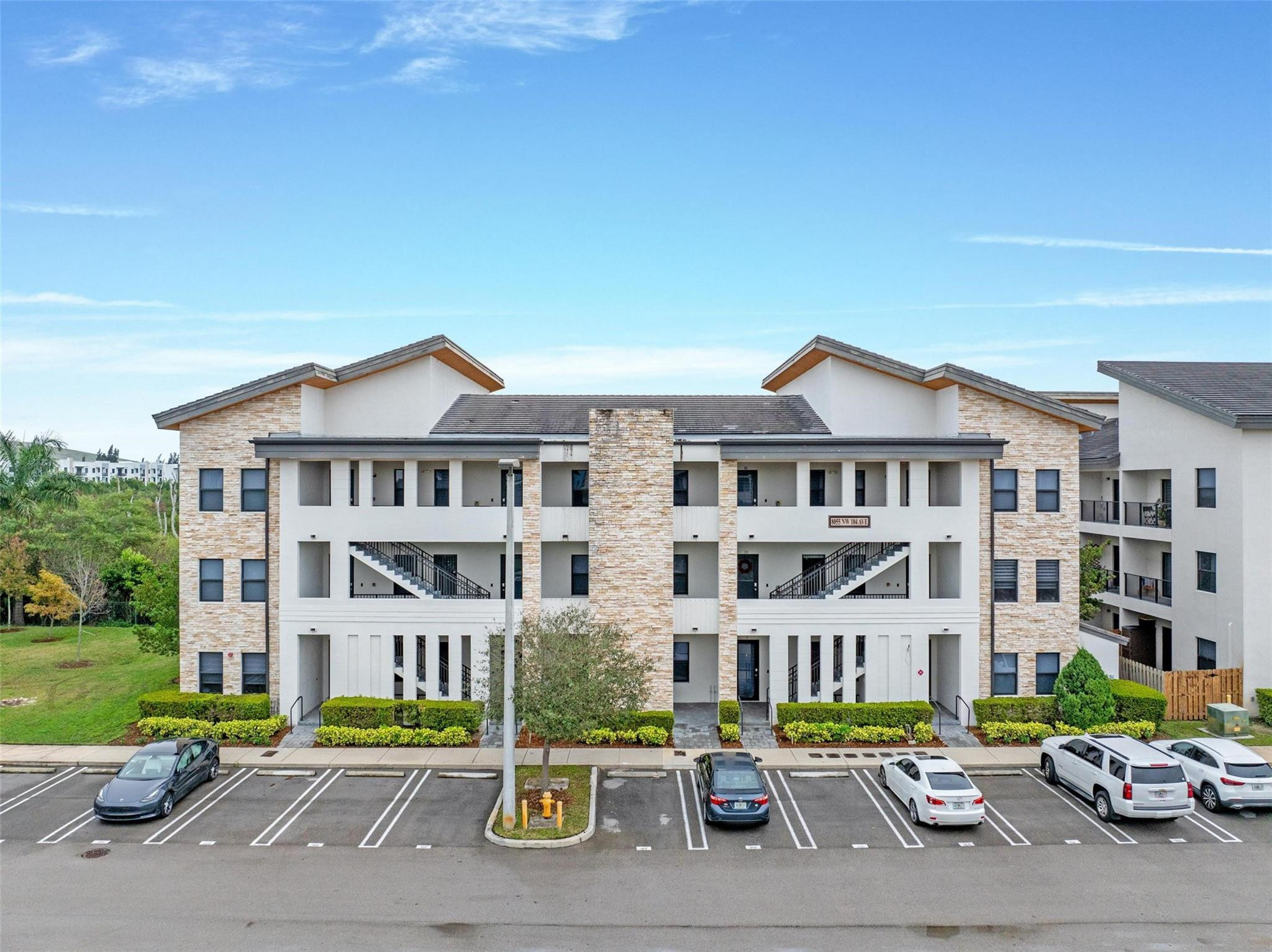 APEX AT PARK CENTRAL CONDO NO 4 - Residential Lease