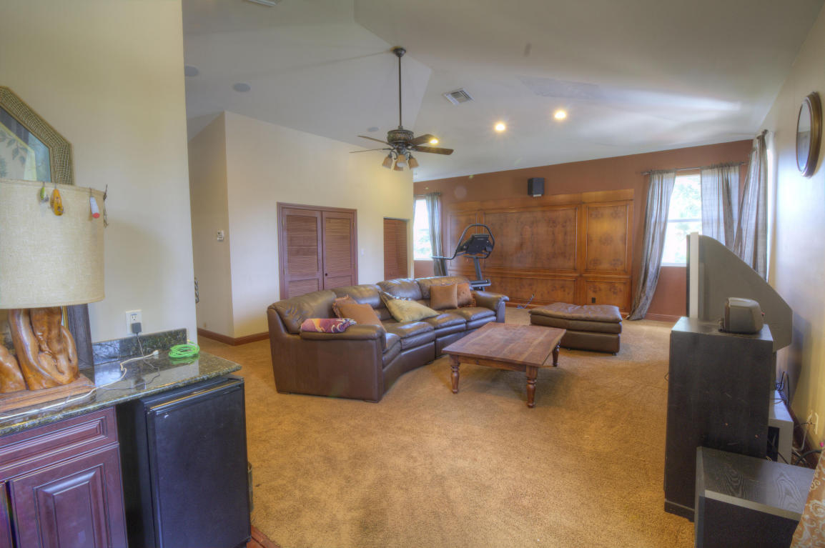 CAPTAINS KEY - Residential