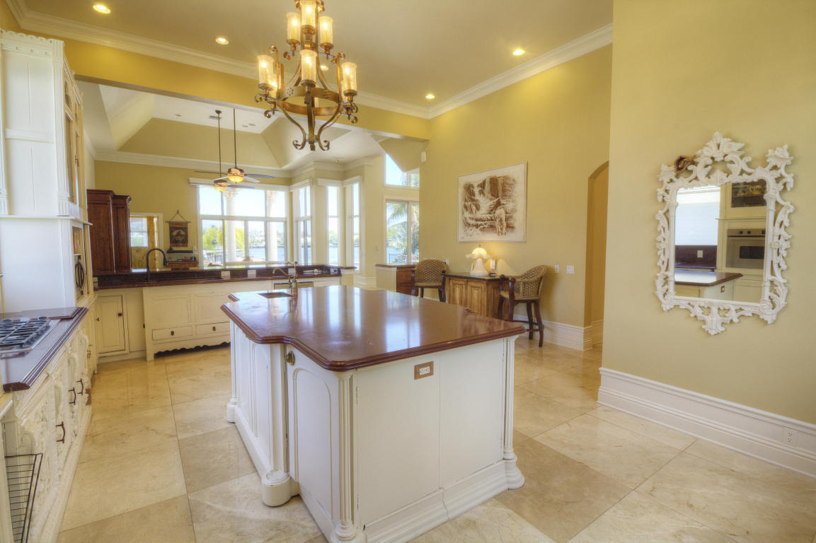 CAPTAINS KEY - Residential