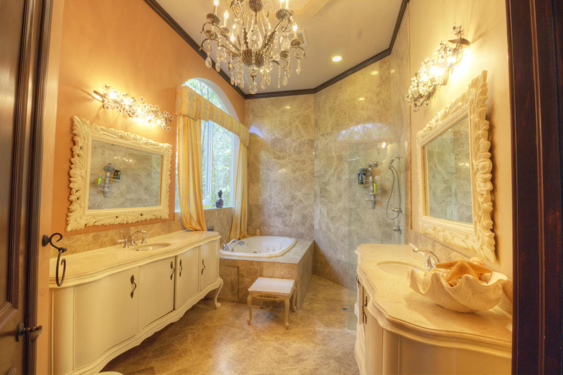 CAPTAINS KEY - Residential