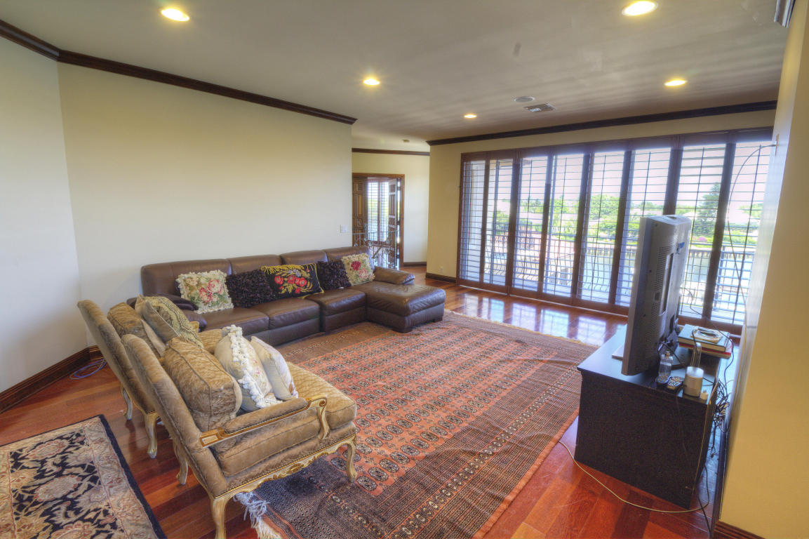 CAPTAINS KEY - Residential