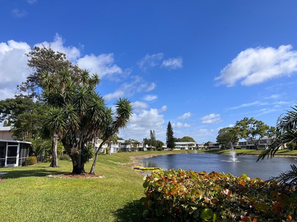 Photo of 1341 NW 19th Terrace #83-D, Delray Beach, FL 33445 (MLS # R11082094)
