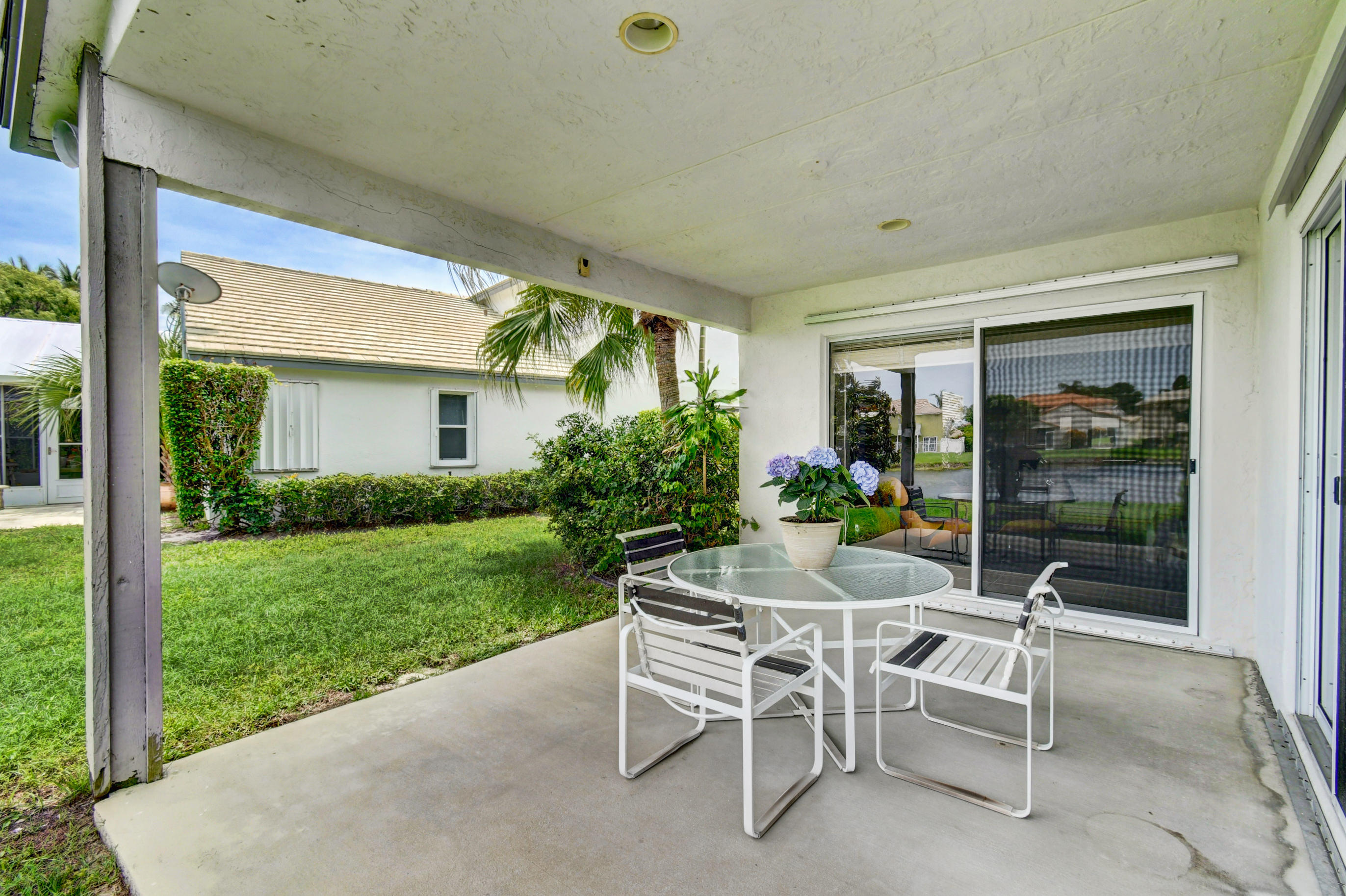 RAINBOW LAKES/THE ESTATES - Residential