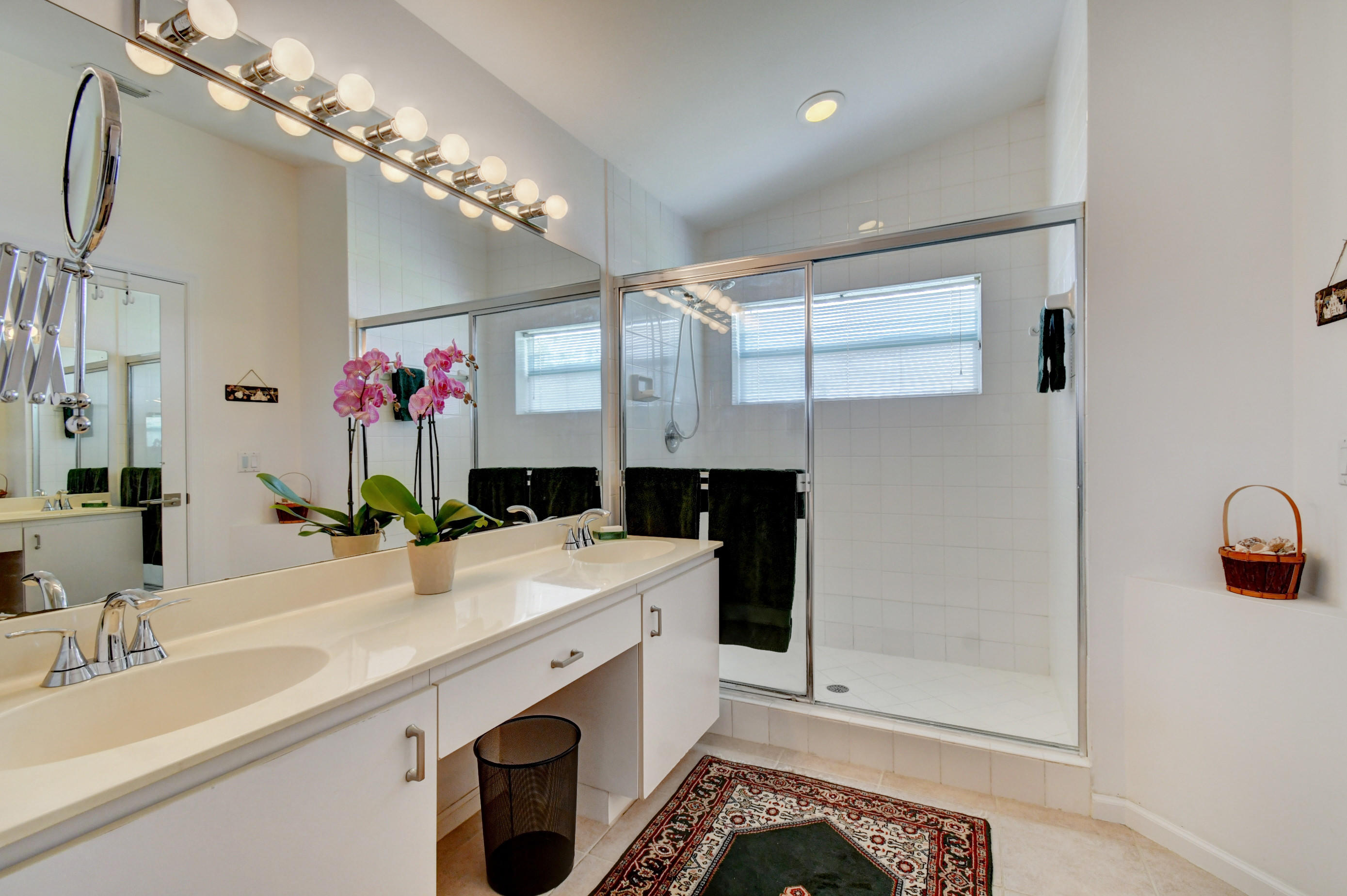 RAINBOW LAKES/THE ESTATES - Residential