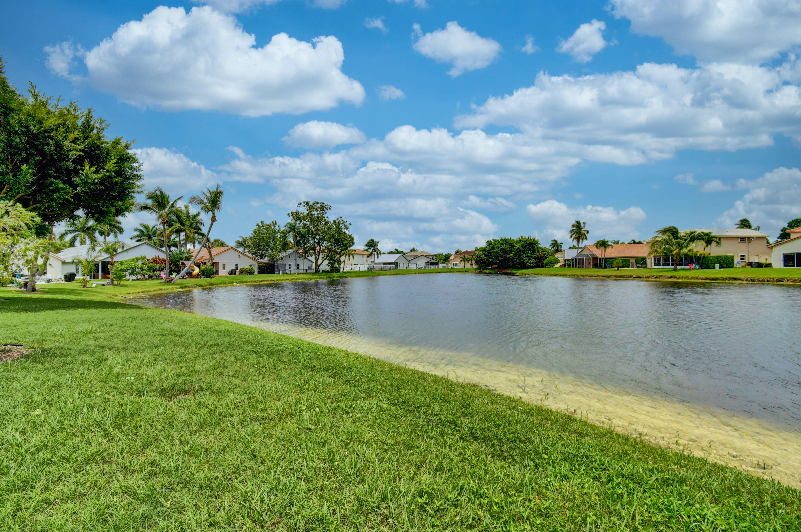 RAINBOW LAKES/THE ESTATES - Residential