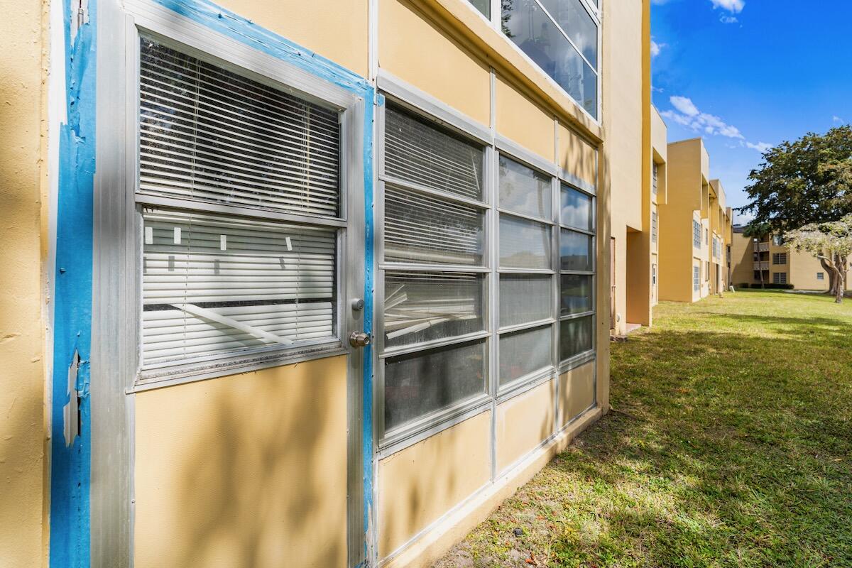 BERMUDA CLUB THREE CONDO - Residential