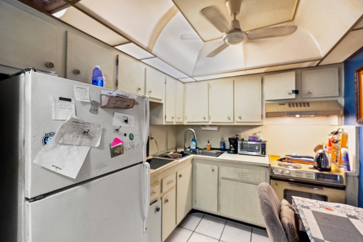 BERMUDA CLUB THREE CONDO - Residential