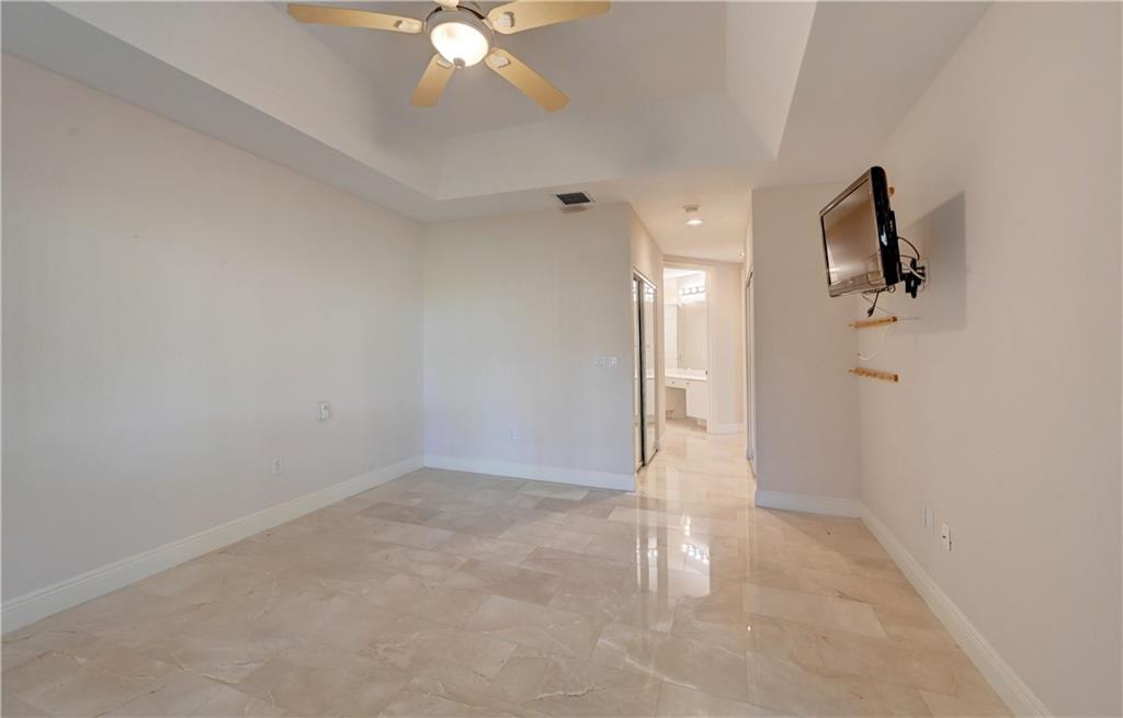 EXETER CONDO D - Residential