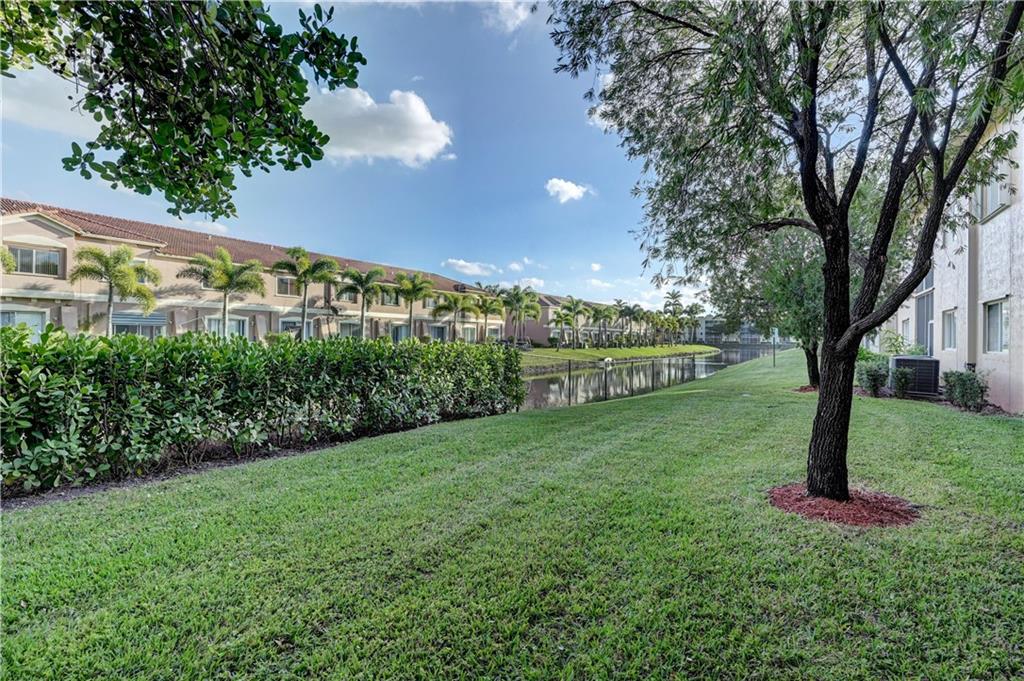 EXETER CONDO D - Residential