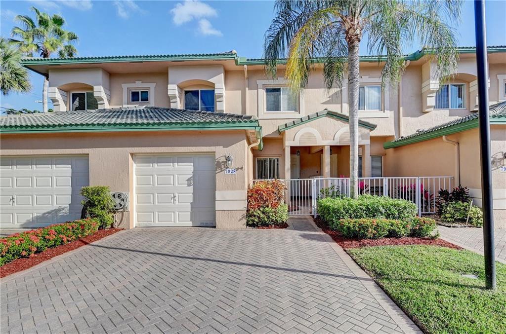 EXETER CONDO D - Residential