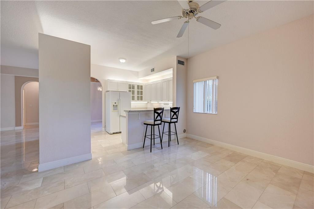 EXETER CONDO D - Residential