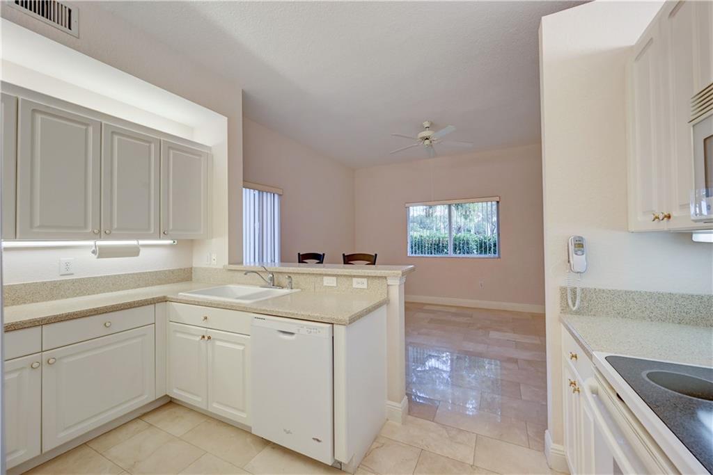 EXETER CONDO D - Residential