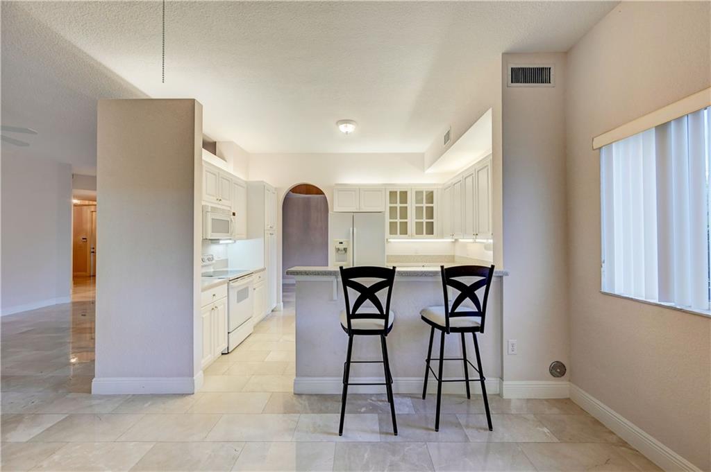 EXETER CONDO D - Residential