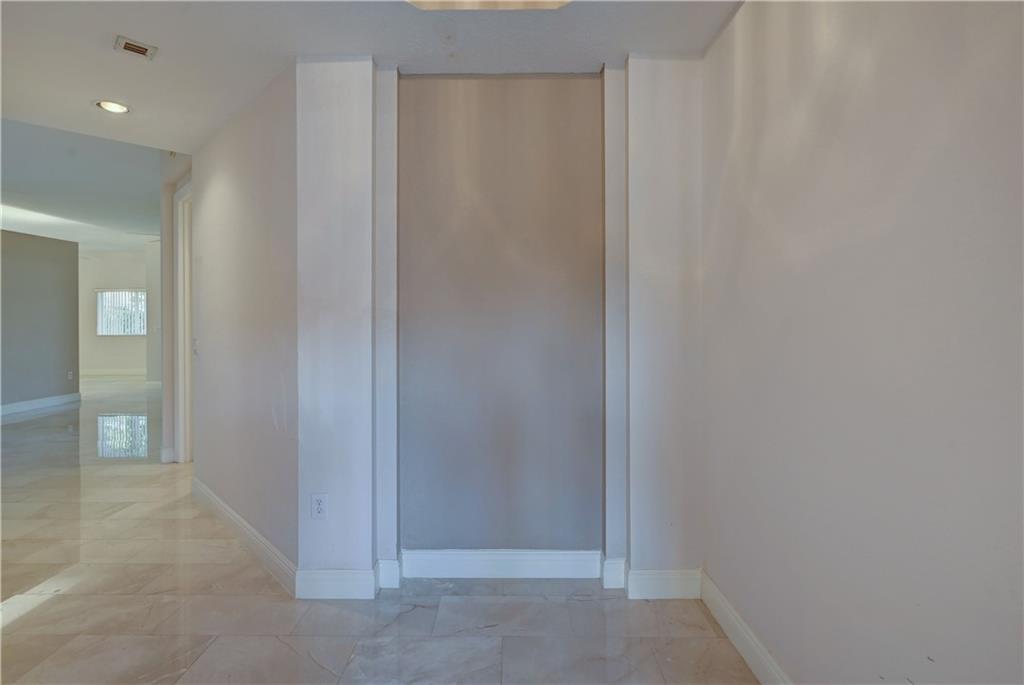 EXETER CONDO D - Residential