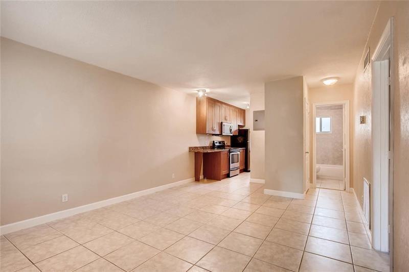 ENCLAVE AT WILTON MANORS - Residential Lease