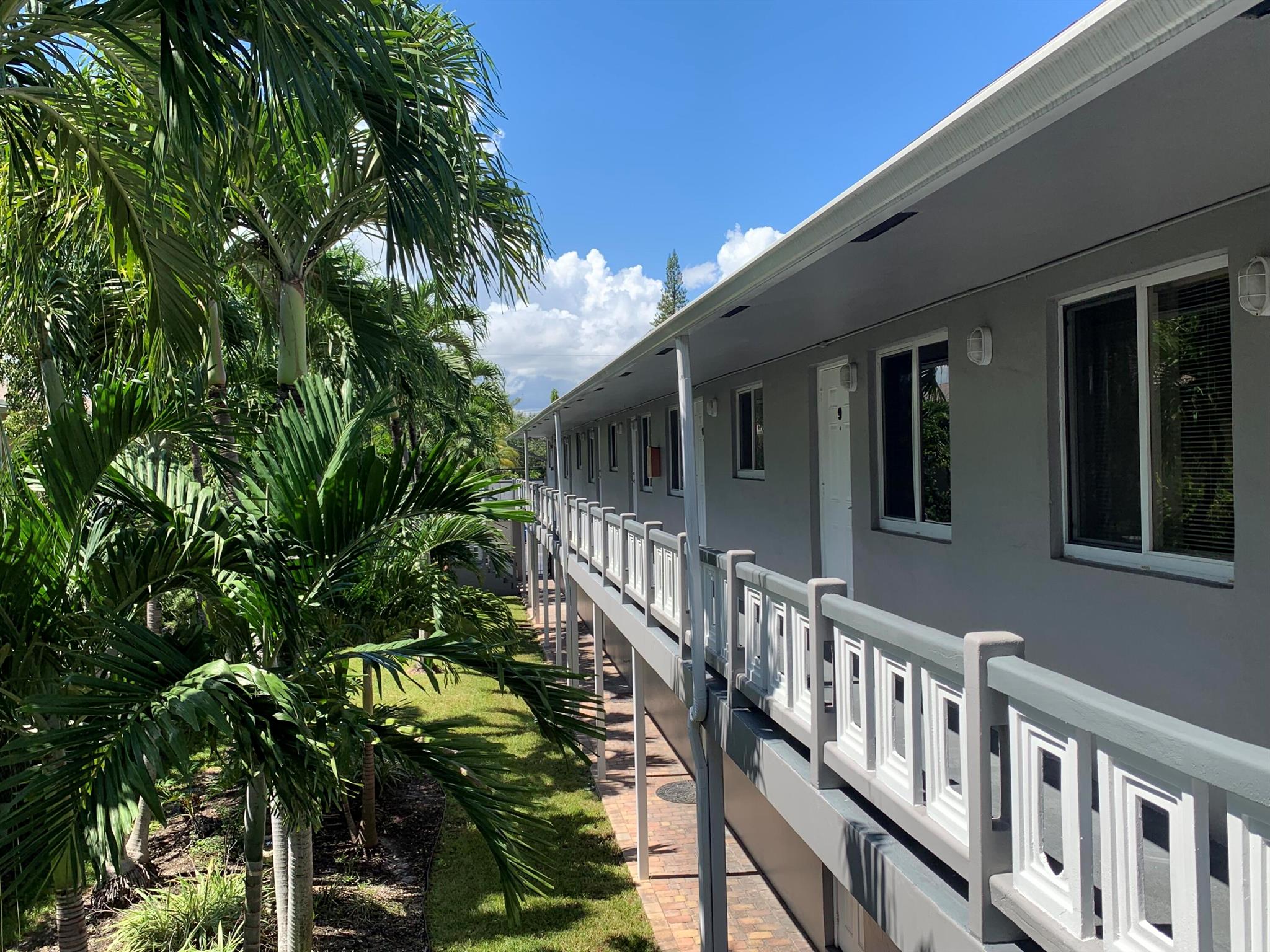 ENCLAVE AT WILTON MANORS - Residential Lease