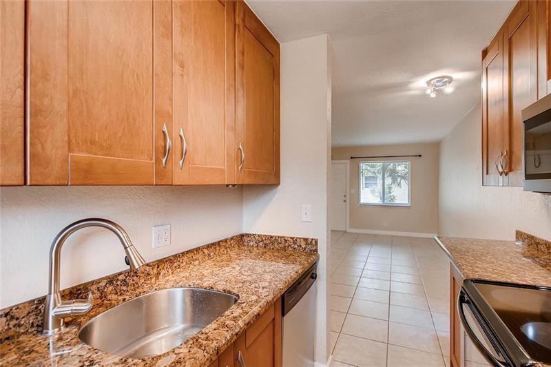 ENCLAVE AT WILTON MANORS - Residential Lease