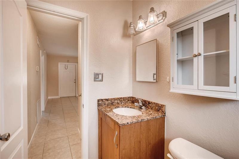 ENCLAVE AT WILTON MANORS - Residential Lease