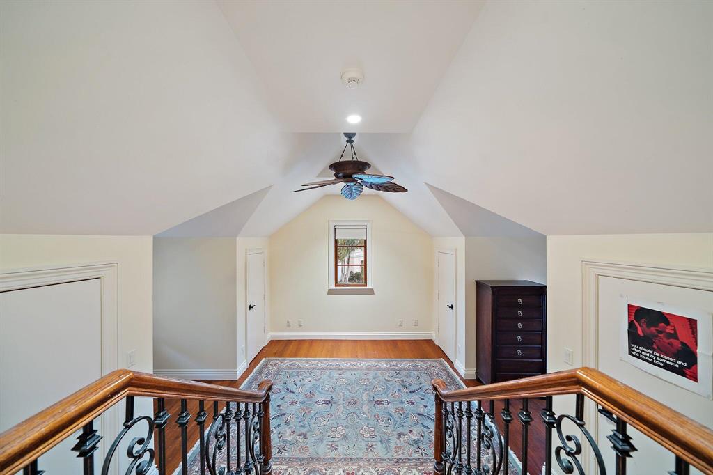 Paradise Port - Residential