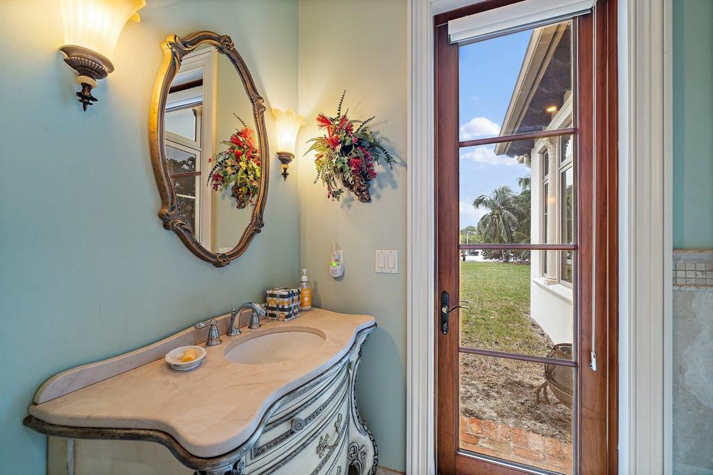 Paradise Port - Residential