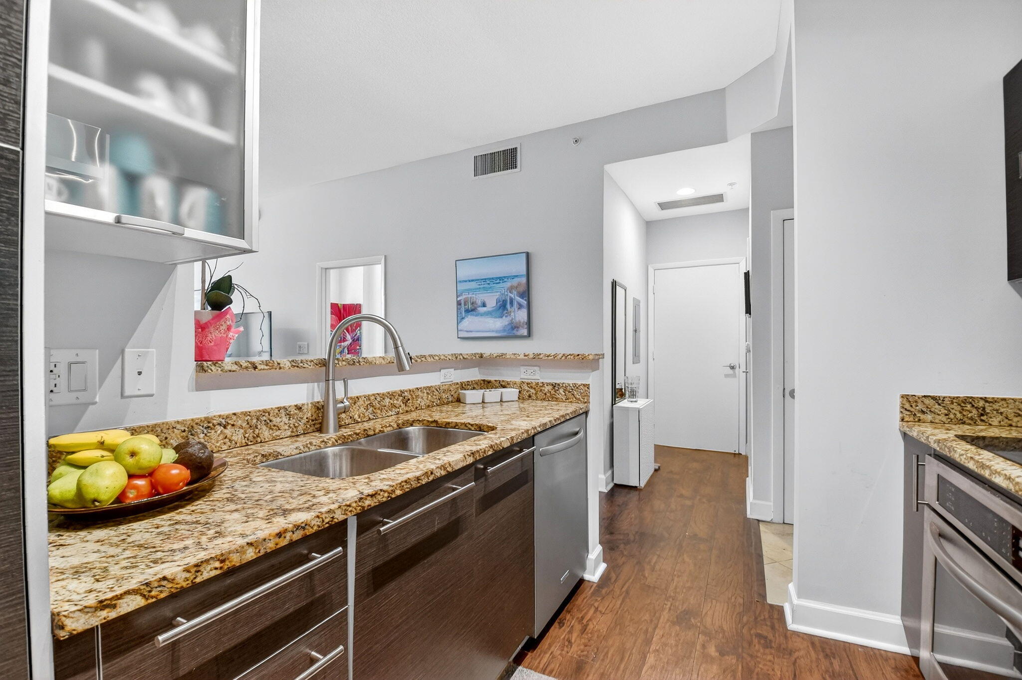 CITYPLACE SOUTH TOWER CONDO - Residential Lease