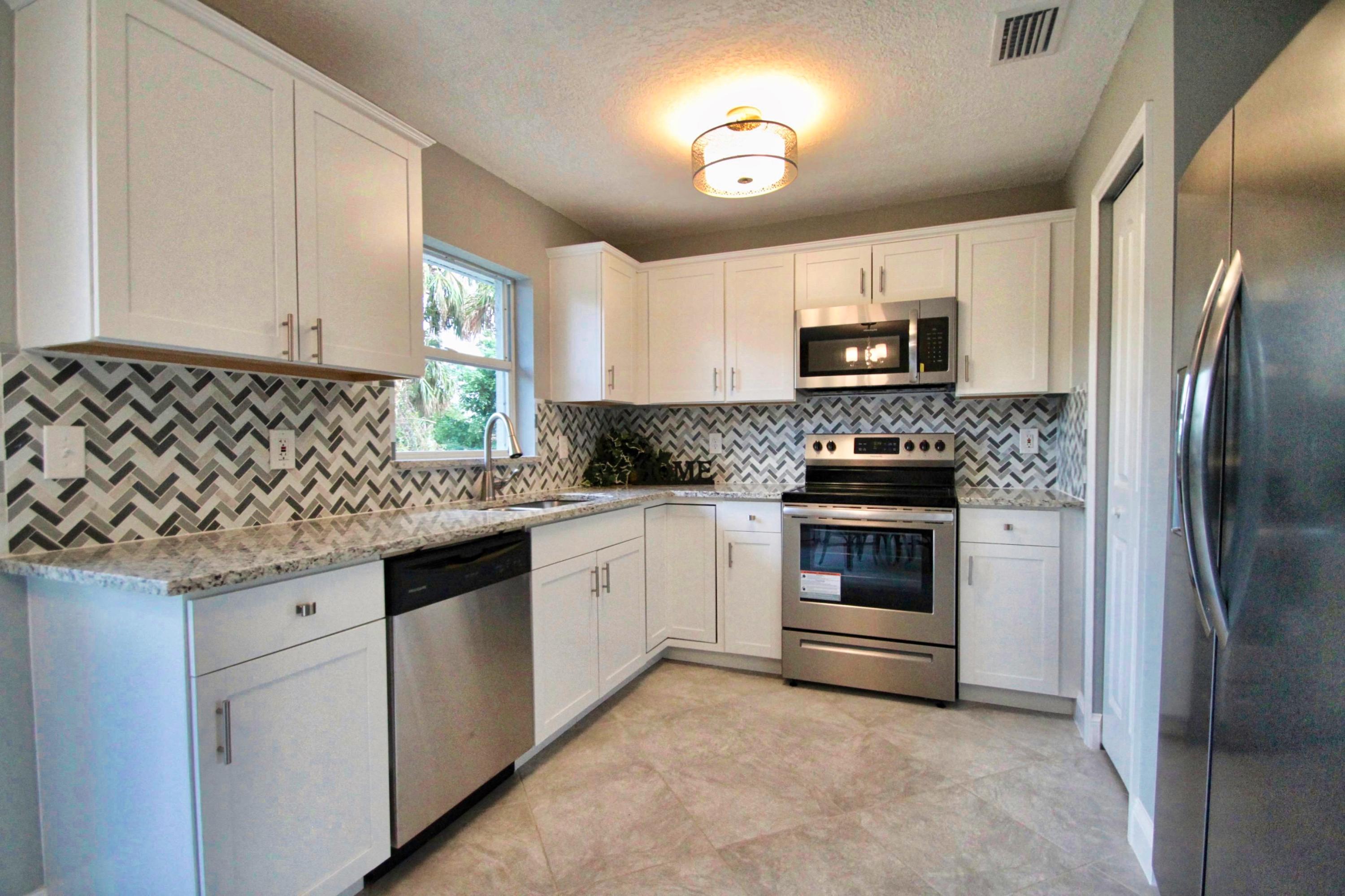 SEBASTIAN HIGHLANDS SUB UNIT 1 - Residential