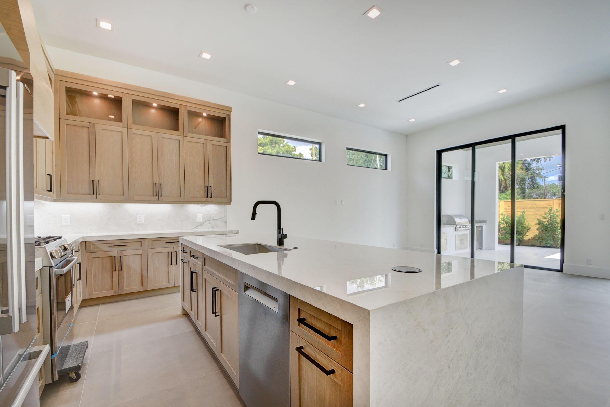 BELLE VUE ADD TO WPB - Residential Lease