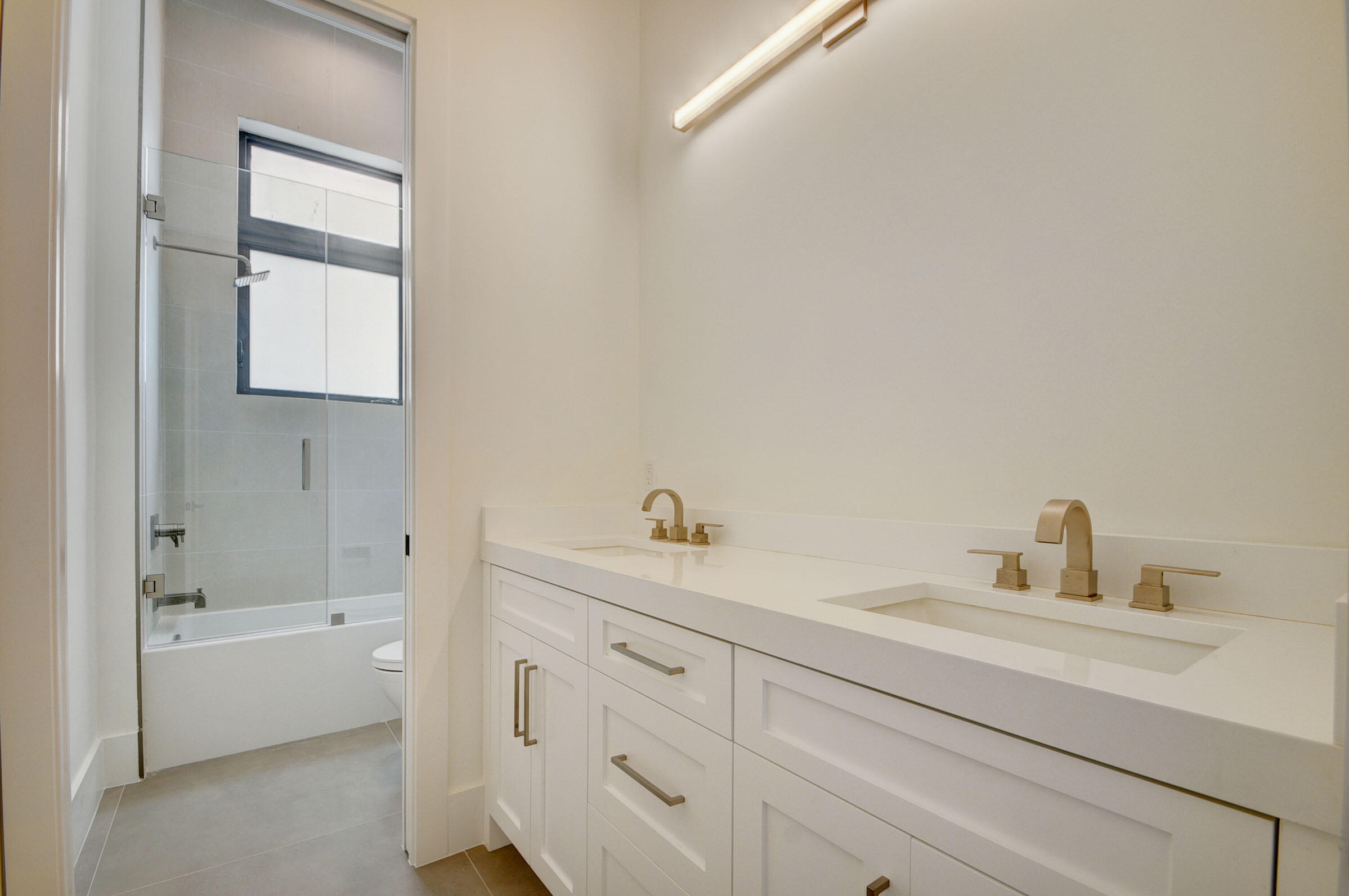 BELLE VUE ADD TO WPB - Residential Lease