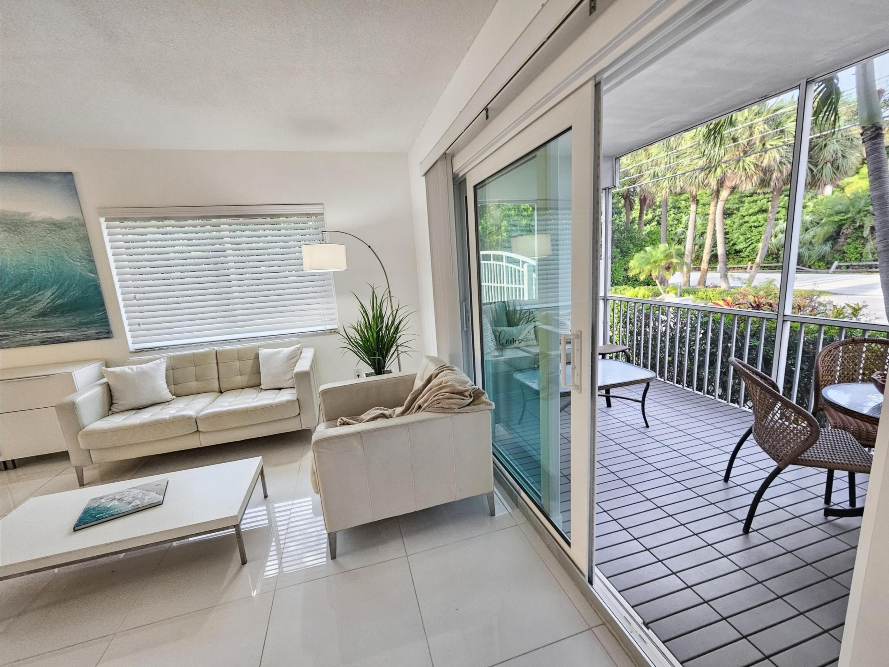 WELLINGTON ARMS CONDOS - Residential