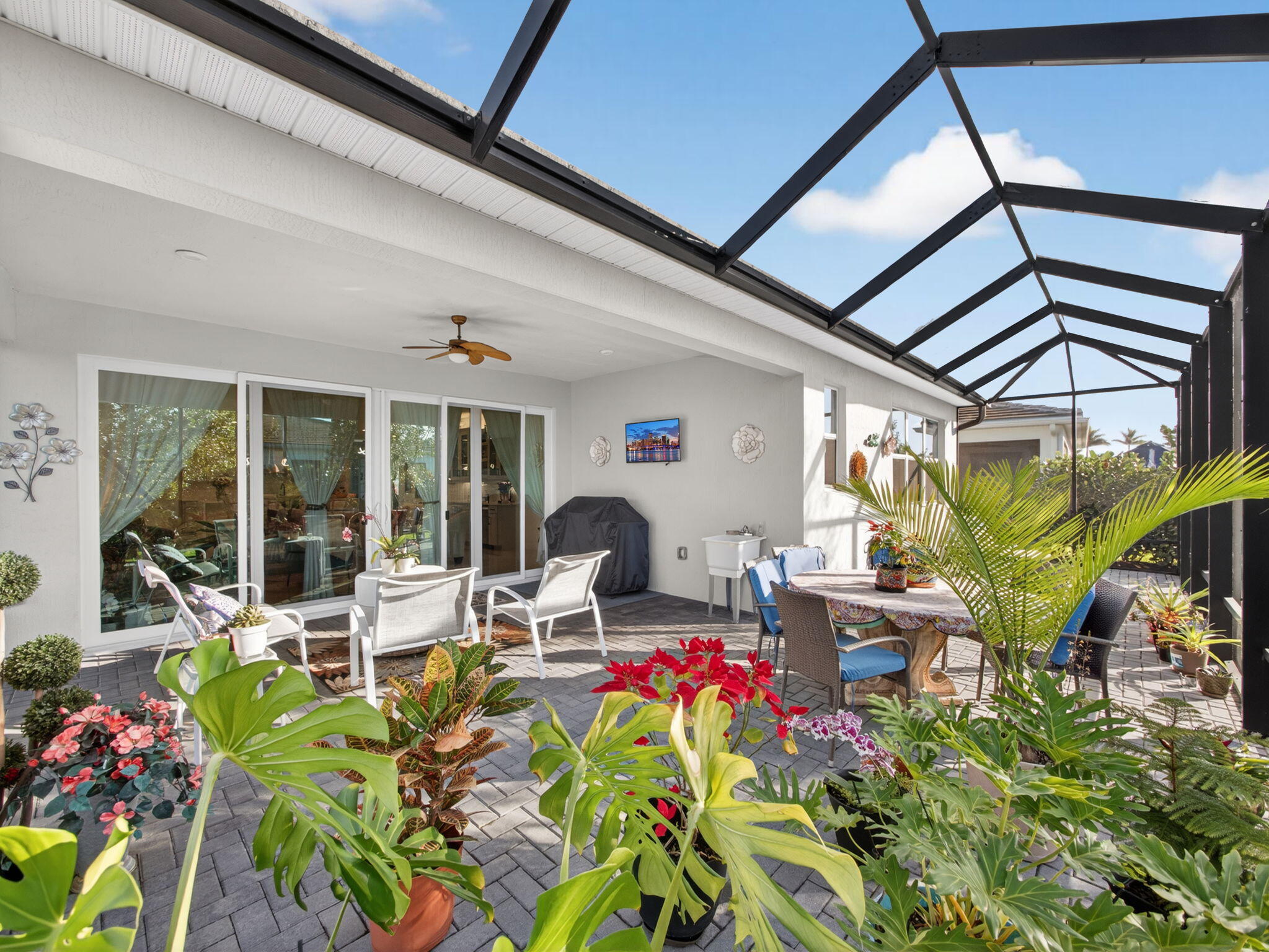 TELARO AT SOUTHERN GROVE PHASE 2 AND 3 - Residential