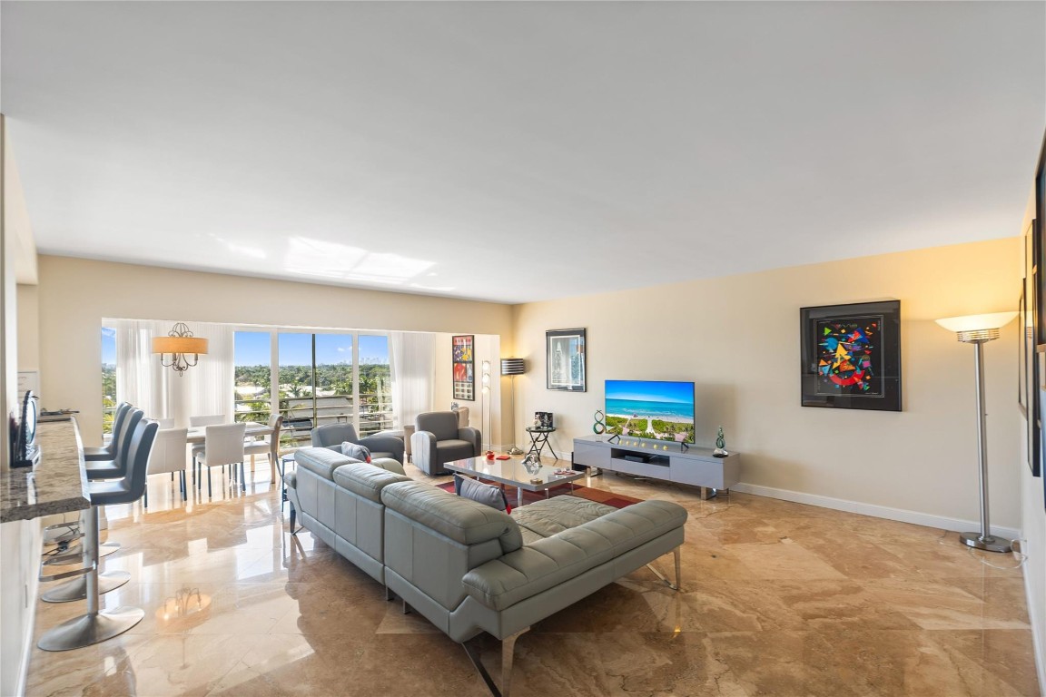 Winston House - Residential