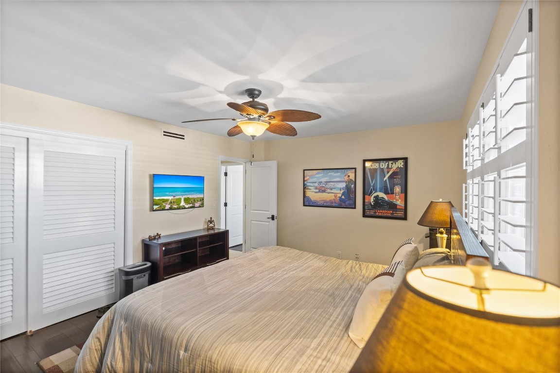 Winston House - Residential