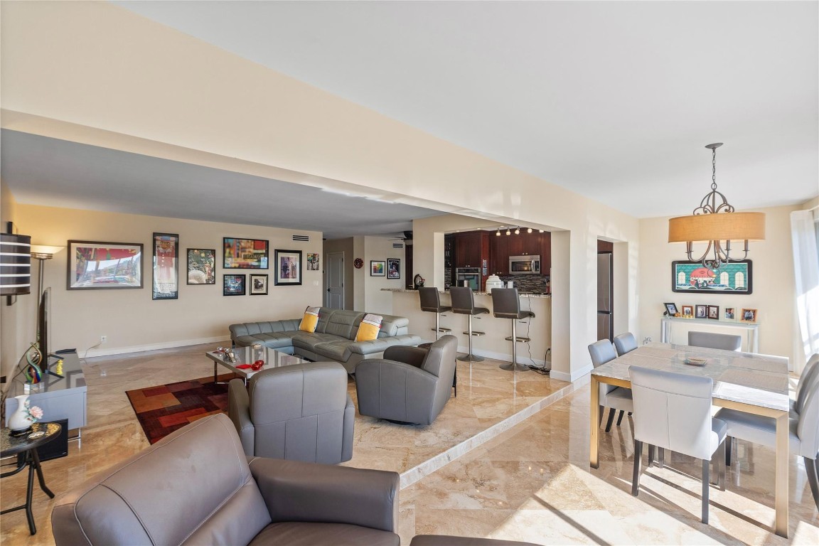 Winston House - Residential